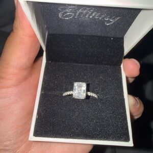 Elegant Silver Ring with Clear Stone